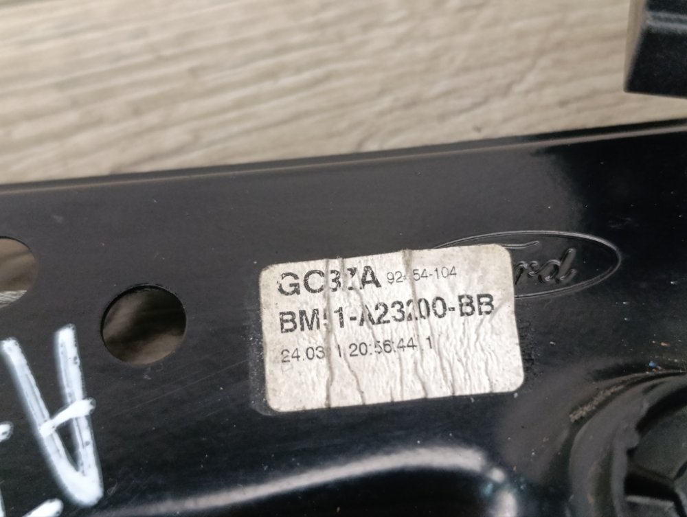 Стеклоподъемник, 2000 рублей, Москва