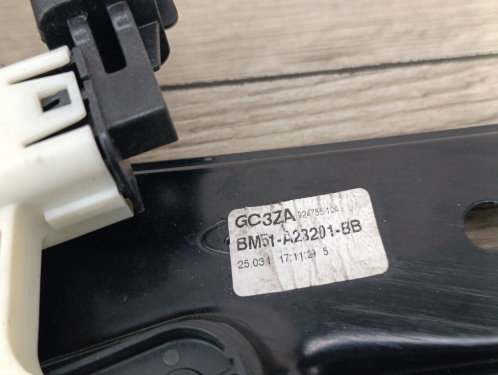 Стеклоподъемник, 2500 рублей, Москва