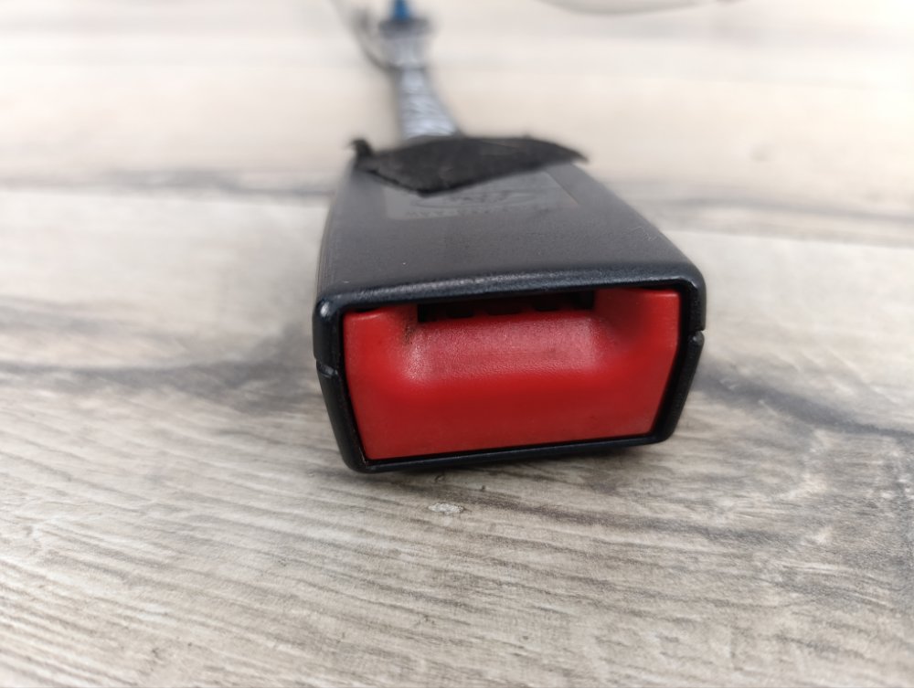 Замок ремня безопасности, 500 рублей, Москва