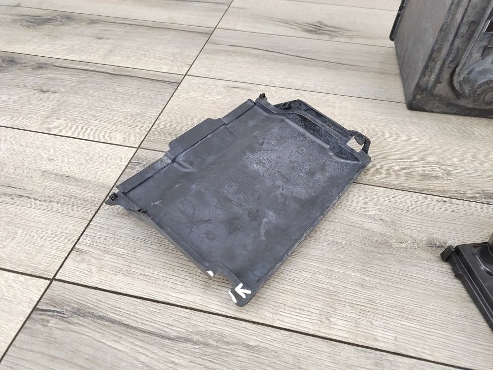 Корпус АКБ, 3000 рублей, Москва