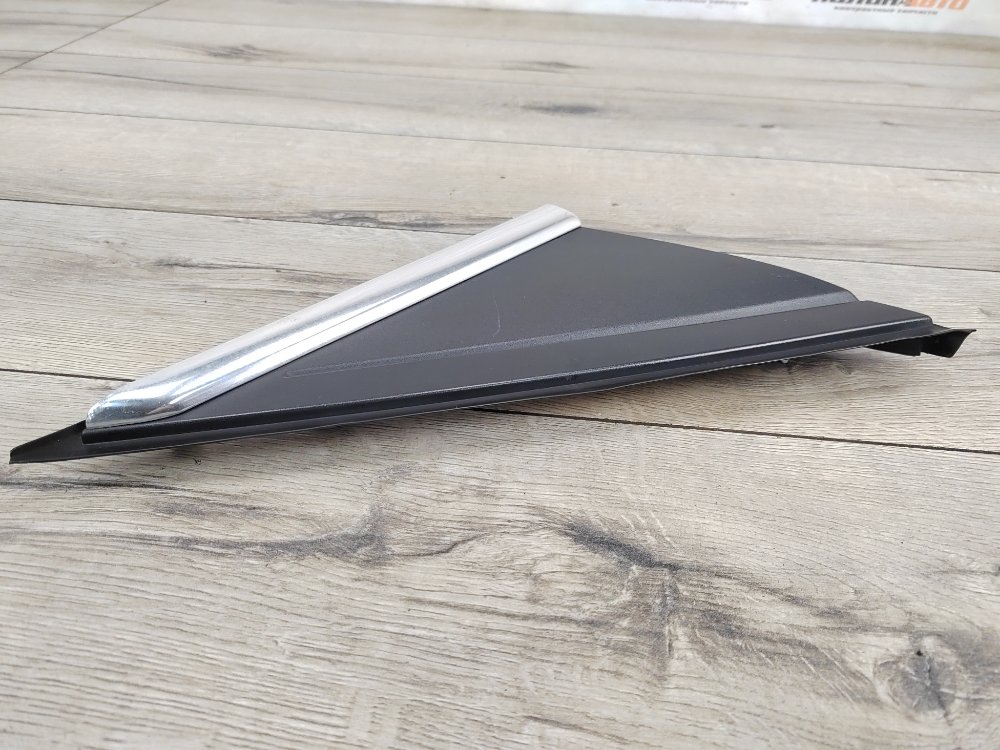 Накладка крыла, 500 рублей, Москва