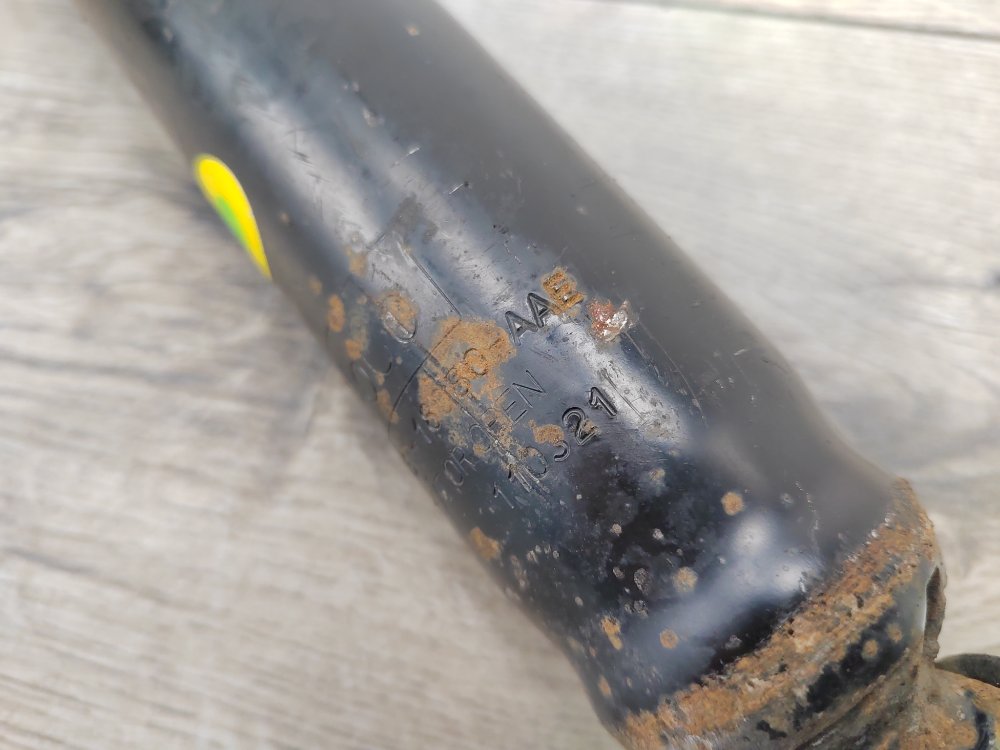 Амортизатор, 900 рублей, Москва