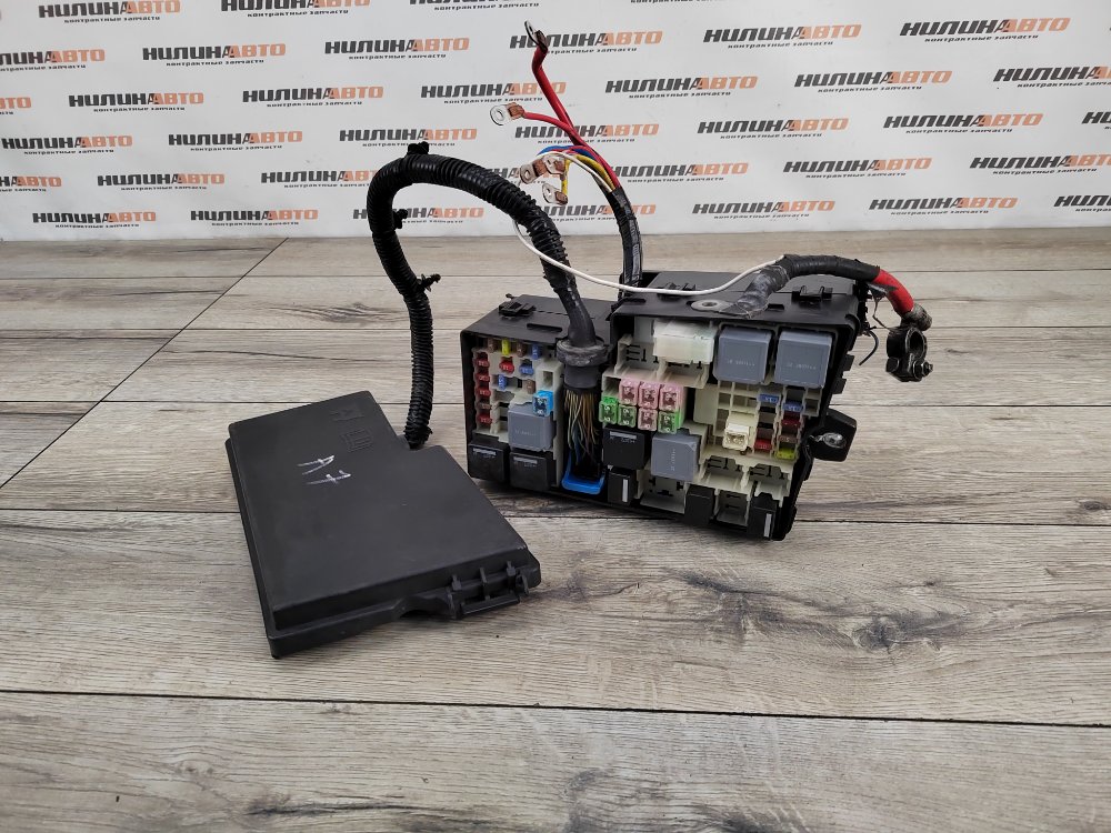 Корпус блока предохранителей, 2000 рублей, Москва