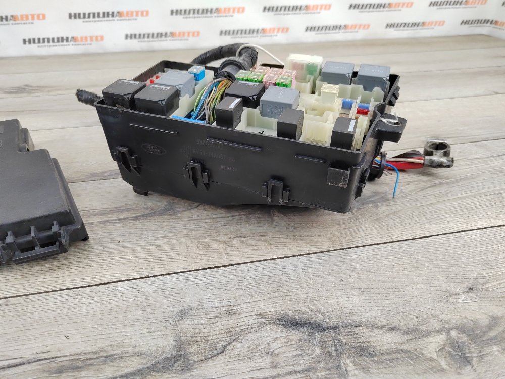 Корпус блока предохранителей, 2000 рублей, Москва