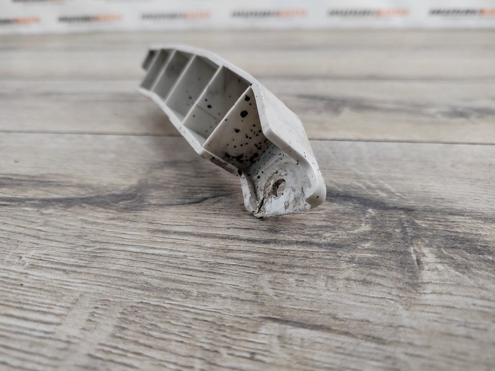 Кронштейн бампера, 450 рублей, Москва