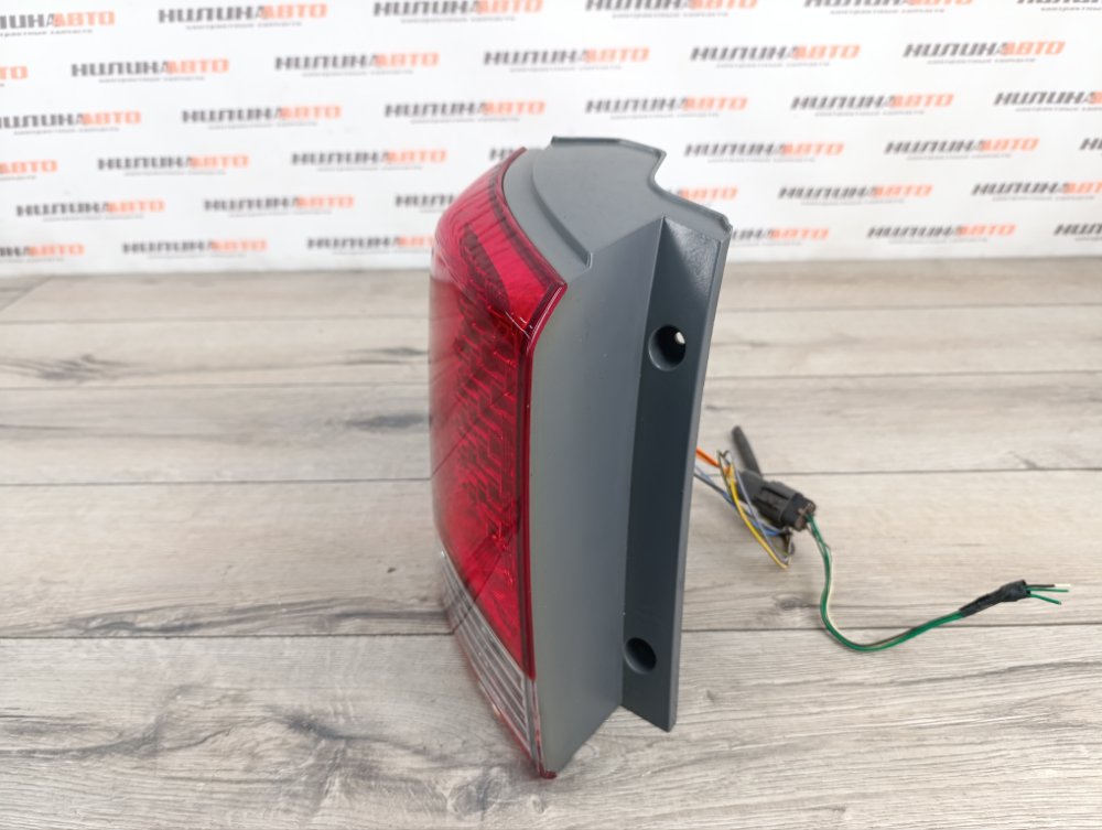 Фонарь в крыло, 5000 рублей, Москва