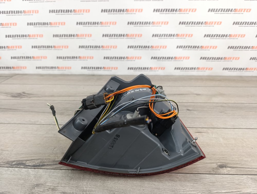 Фонарь в крыло, 5000 рублей, Москва