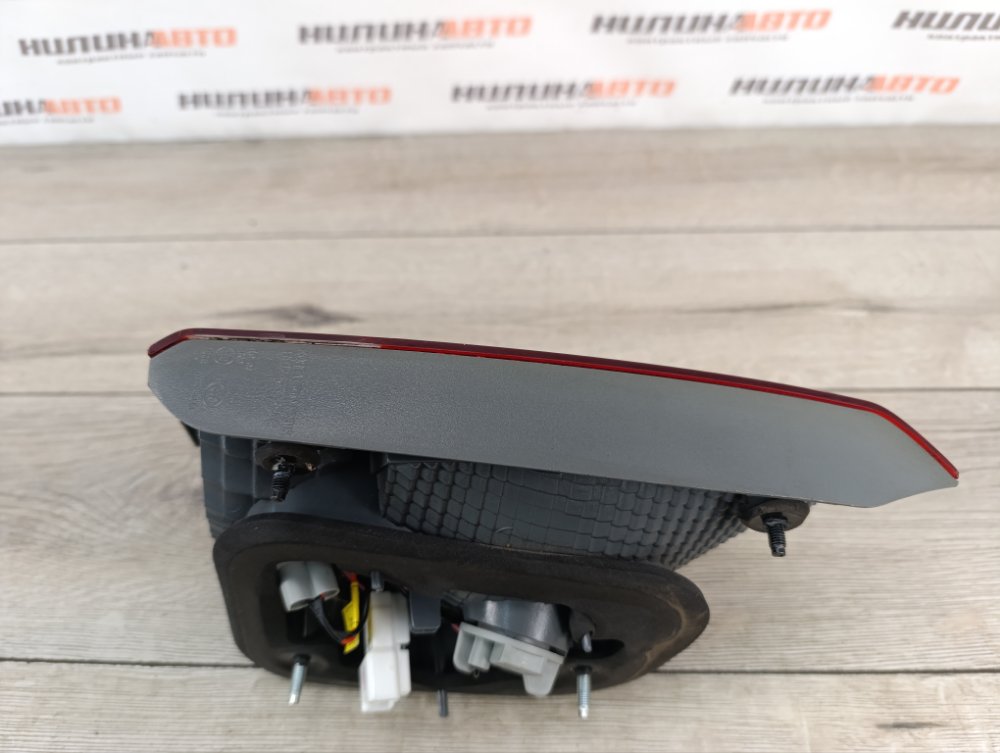 Фонарь в крышку багажника, 4000 рублей, Москва