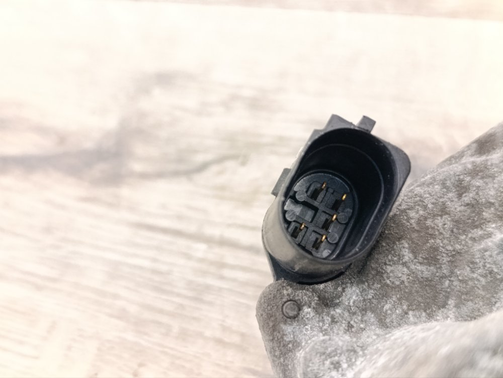 Дроссельная заслонка, 2000 рублей, Москва