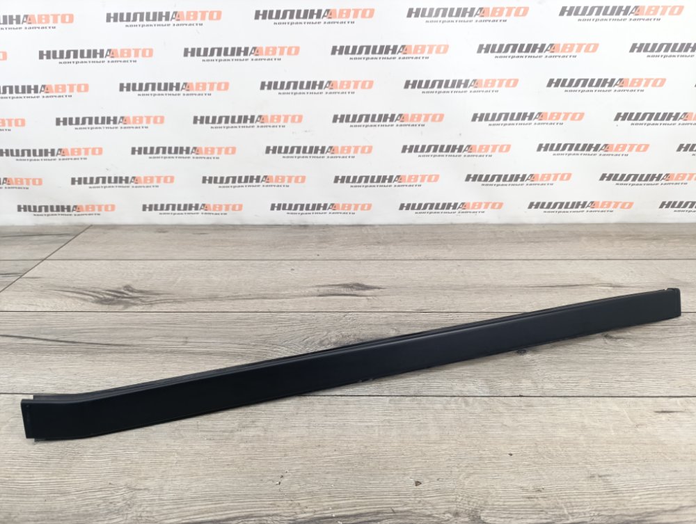 Молдинг лобового стекла, 2000 рублей, Москва