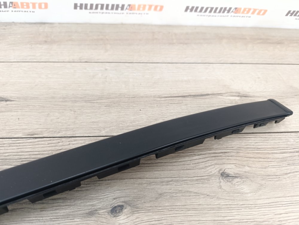 Молдинг лобового стекла, 2000 рублей, Москва