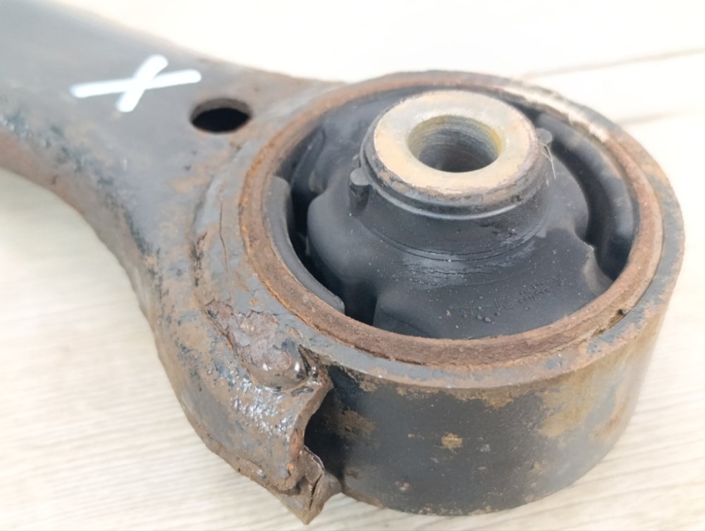 Рычаг передний нижний, 500 рублей, Москва