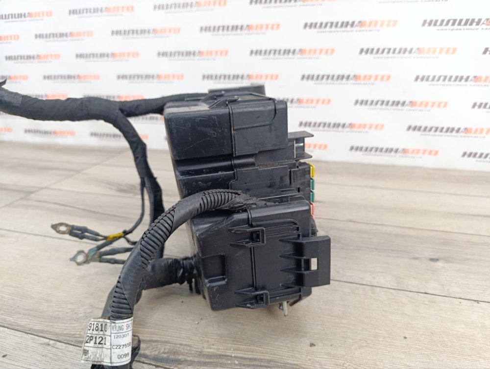 Блок предохранителей, 2000 рублей, Москва