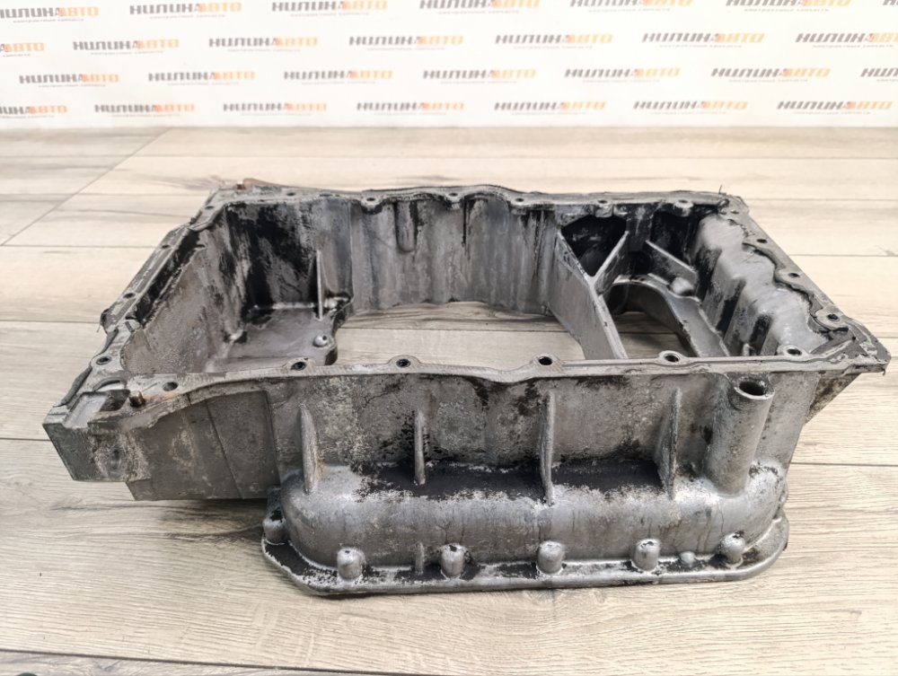 Поддон двигателя, 2000 рублей, Москва