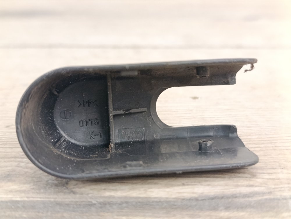 Поводок стеклоочистителя, 1000 рублей, Москва