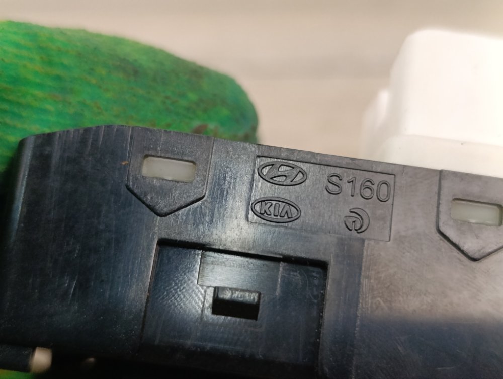 Кнопка стеклоподъемника, 1700 рублей, Москва