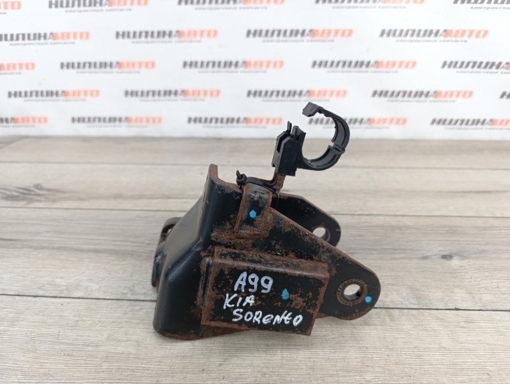 Кронштейн КПП, 500 рублей, Москва