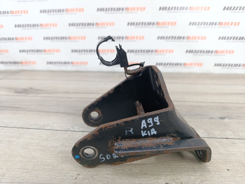 Кронштейн КПП, 500 рублей, Москва