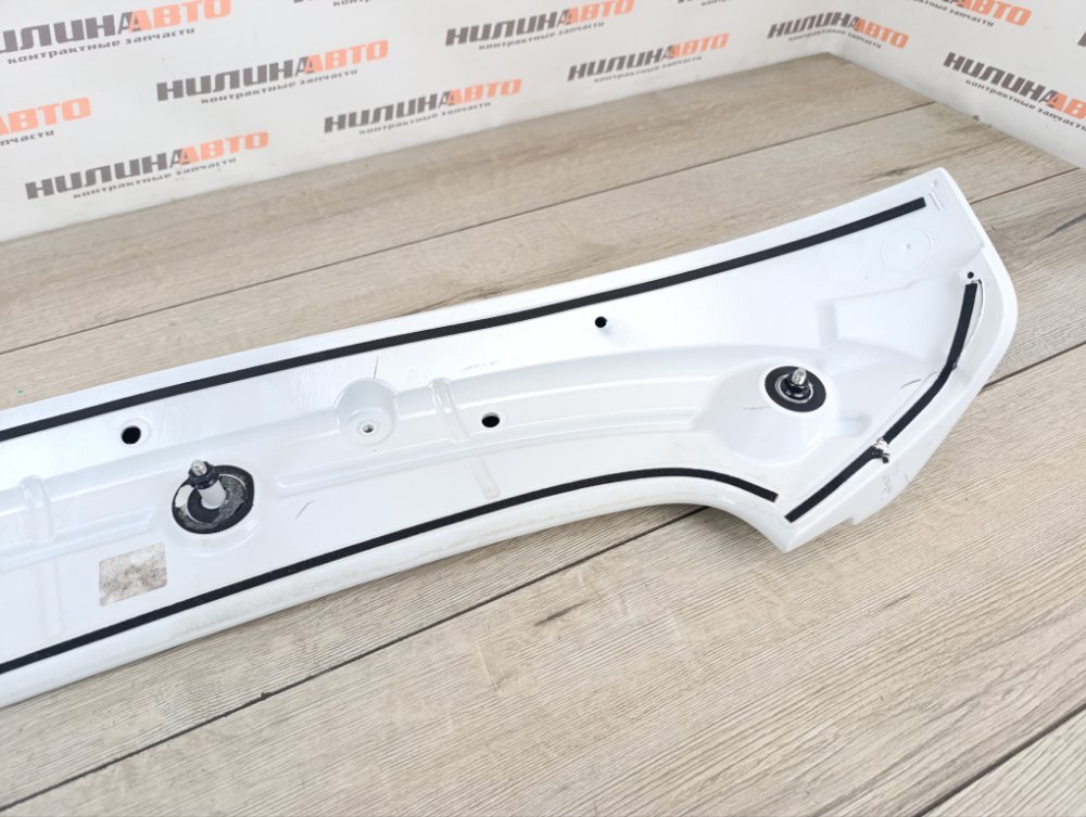 Спойлер, 7000 рублей, Москва