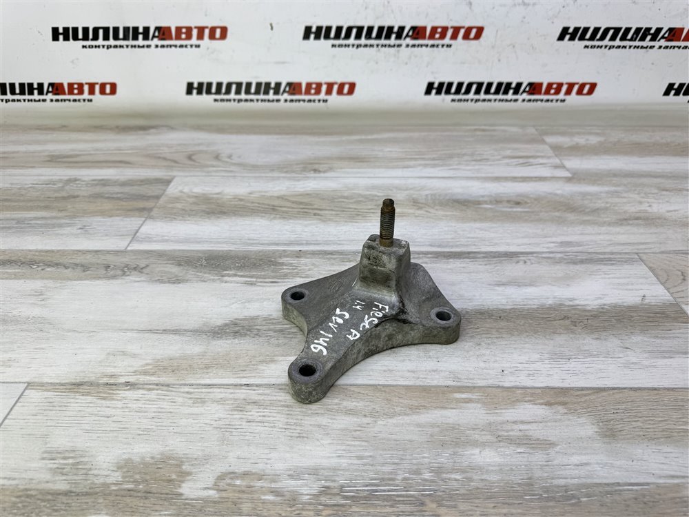 Кронштейн КПП, 500 рублей, Севастополь