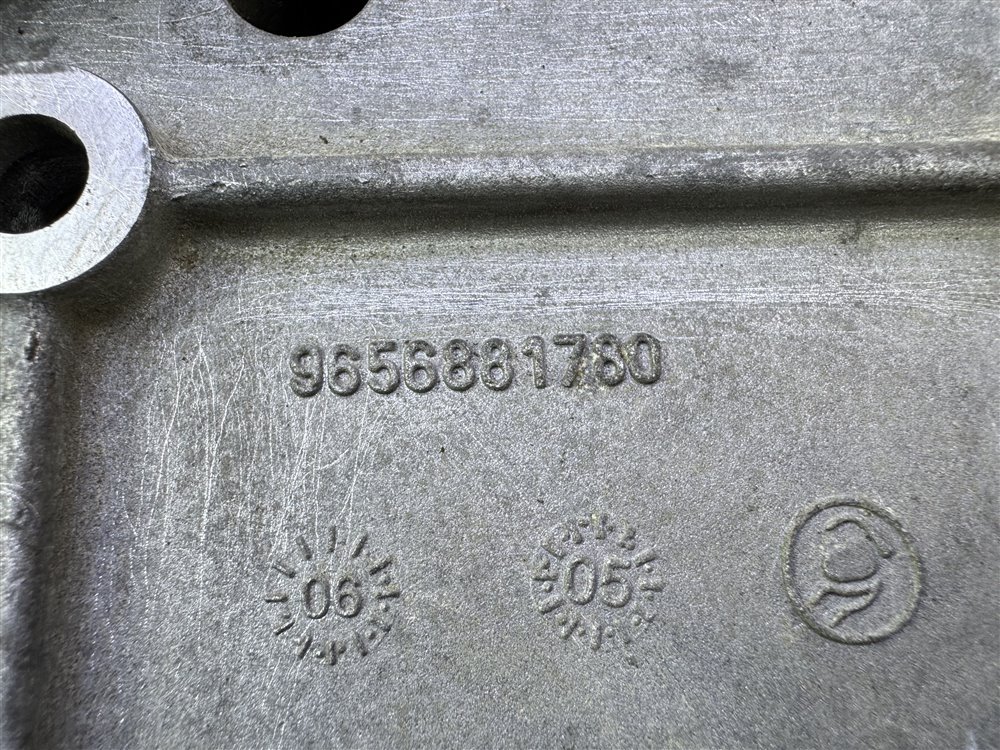 Кронштейн компрессора кондиционера, 500 рублей, Севастополь