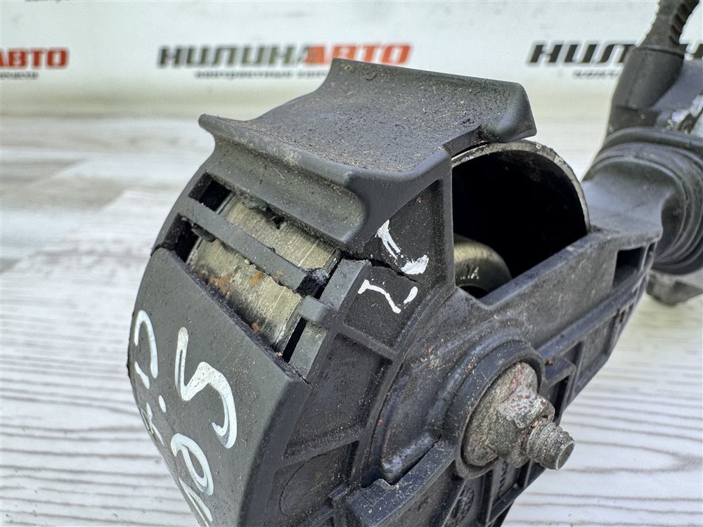 Натяжитель приводного ремня, 2000 рублей, Севастополь