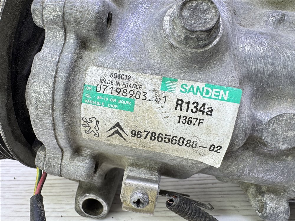 Компрессор кондиционера, 8600 рублей, Севастополь