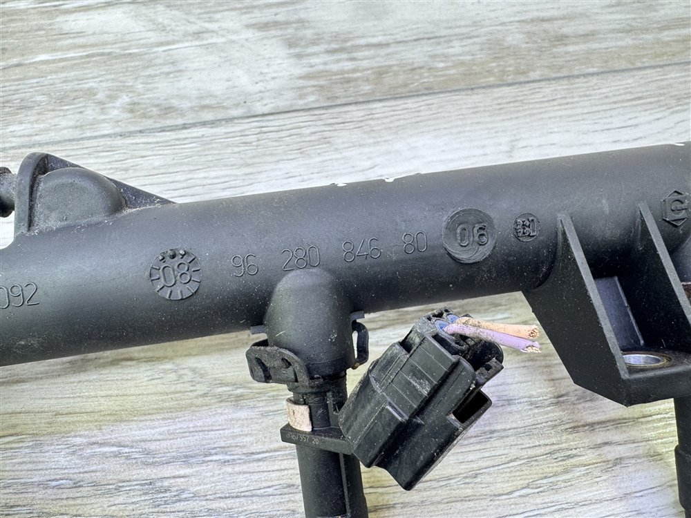 Рампа топливная, 3000 рублей, Севастополь