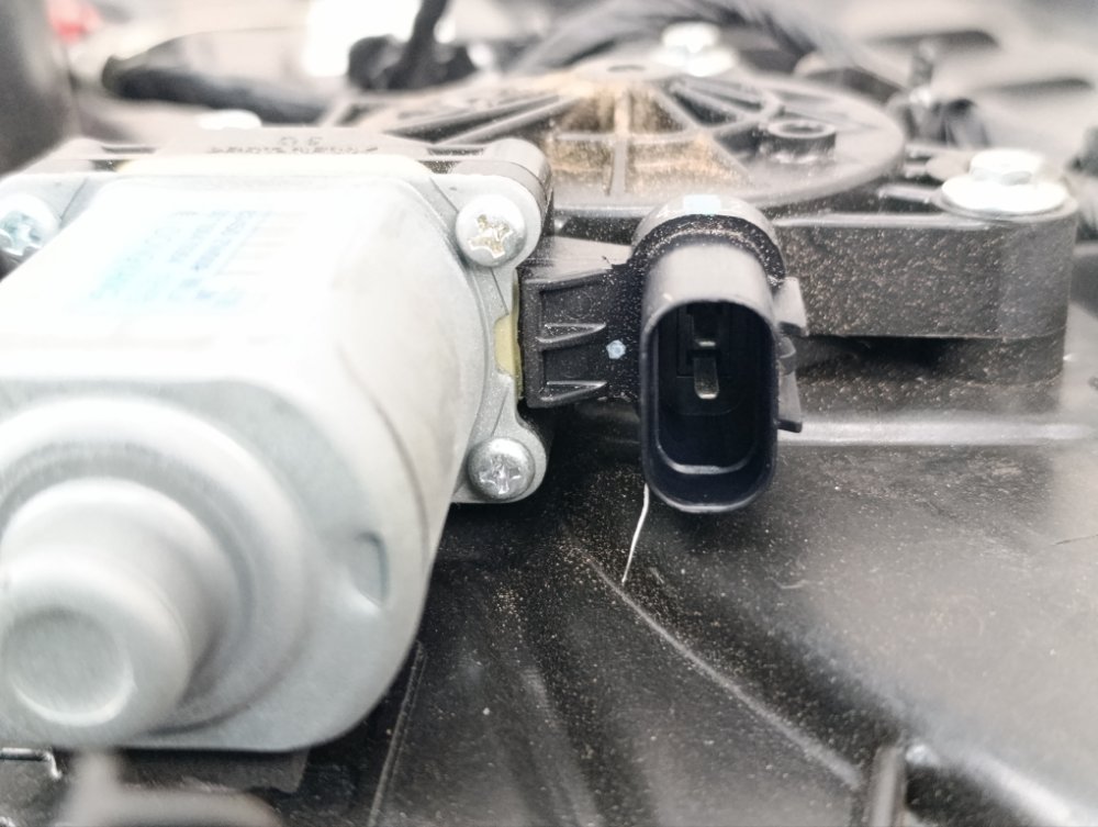 Стеклоподъемник, 1500 рублей, Москва