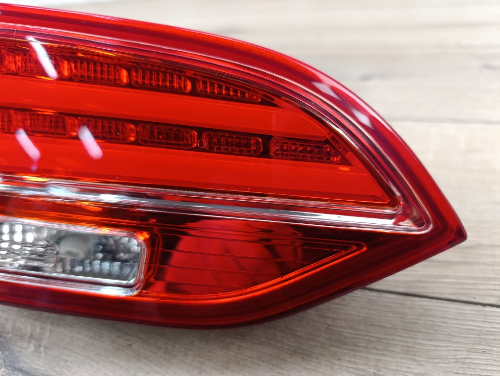 Фонарь в крышку багажника, 7500 рублей, Москва