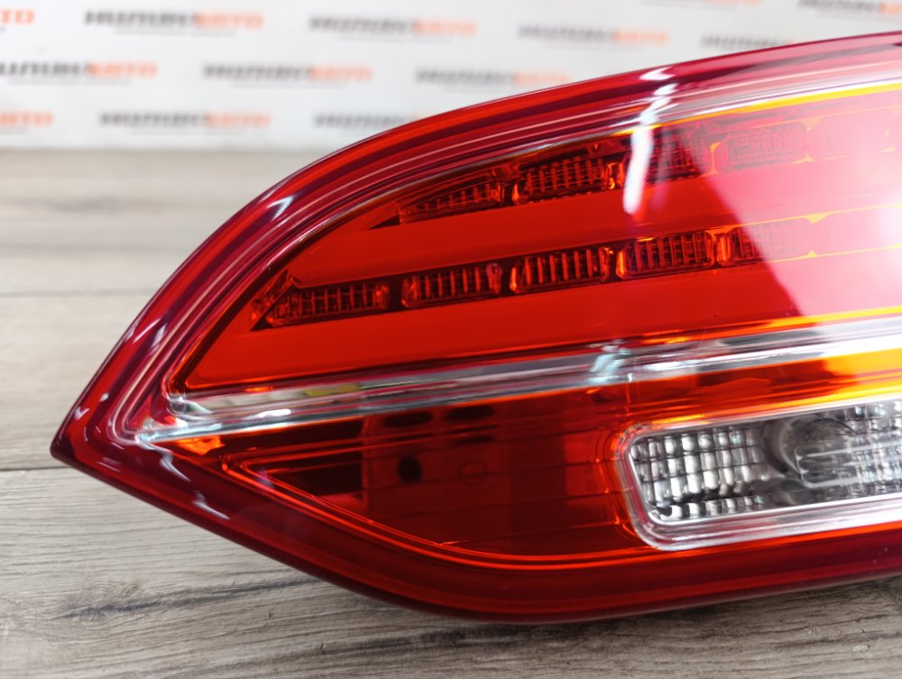 Фонарь в крышку багажника, 7500 рублей, Москва