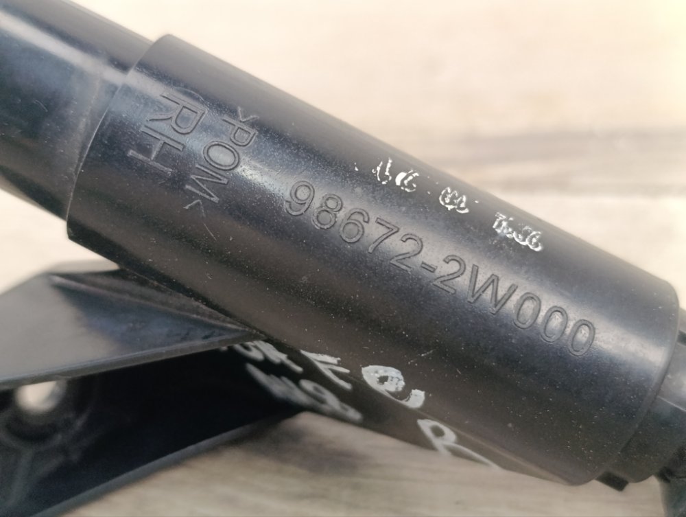 Форсунка омывателя фар, 3000 рублей, Москва