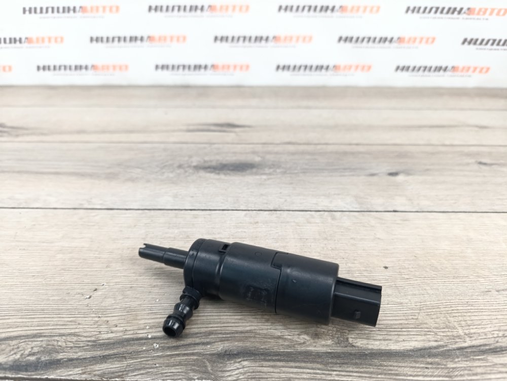 Насос омывателя фар, 1000 рублей, Москва