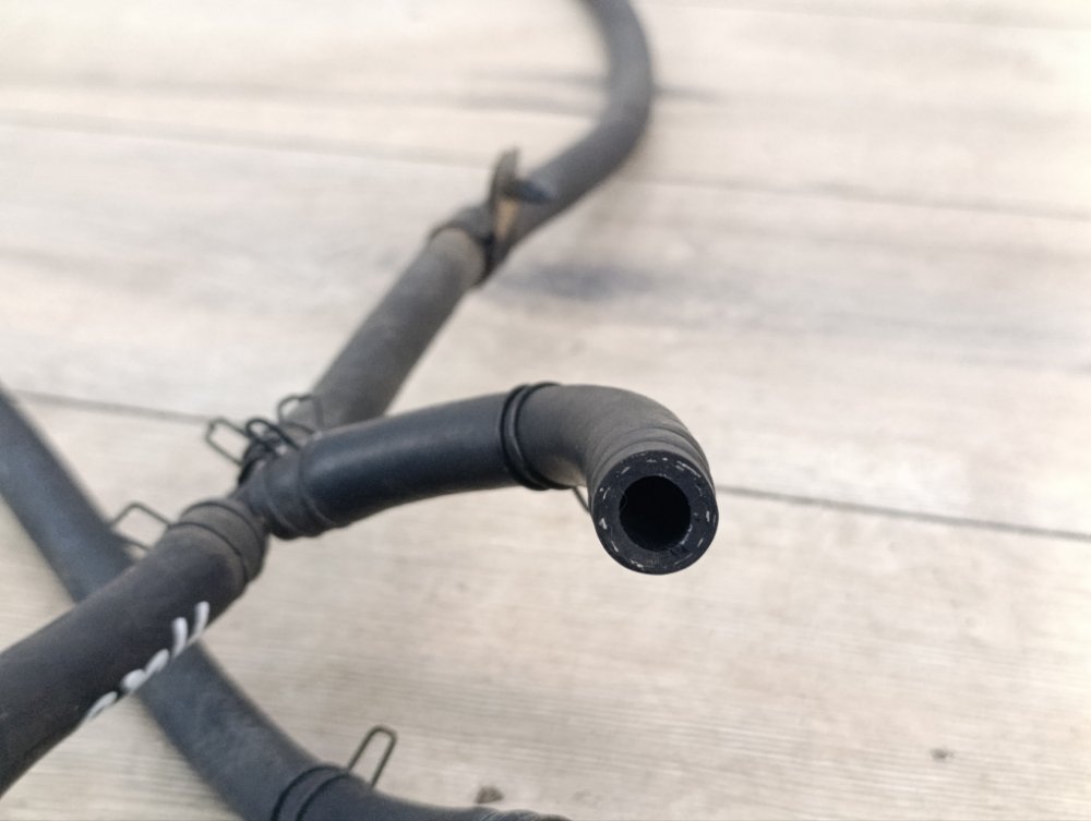 Шланг омывателя фар, 1000 рублей, Москва