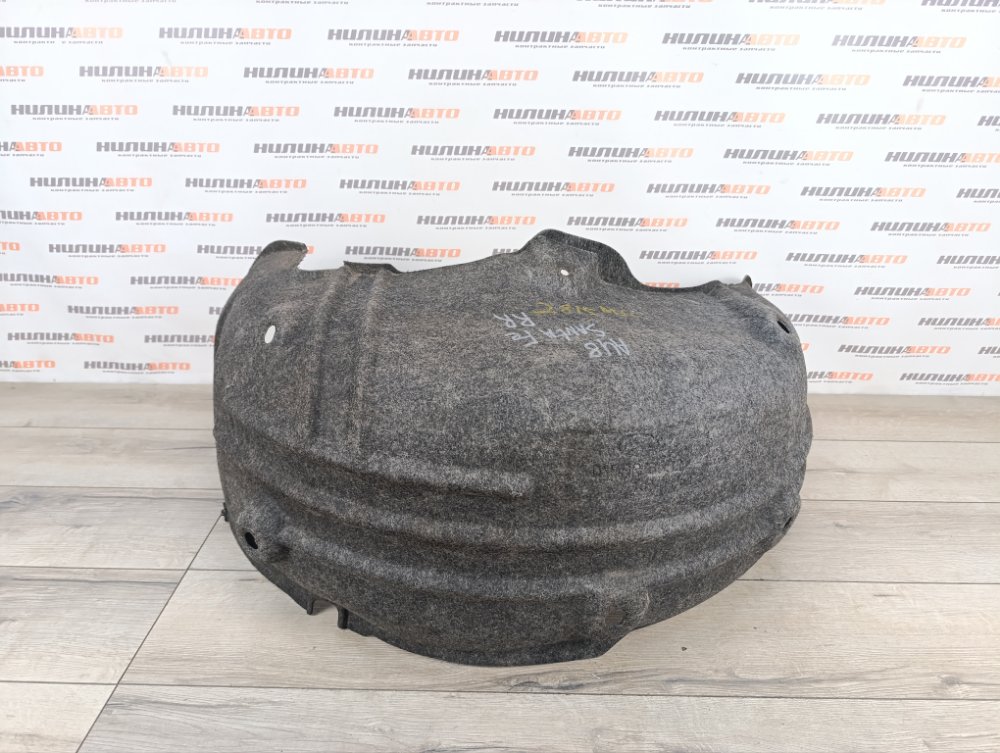 Подкрылок, 1800 рублей, Москва