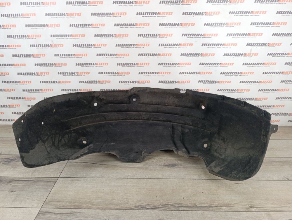 Подкрылок, 2000 рублей, Москва