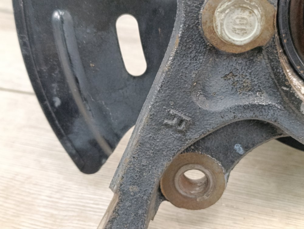 Кулак поворотный, 6000 рублей, Москва