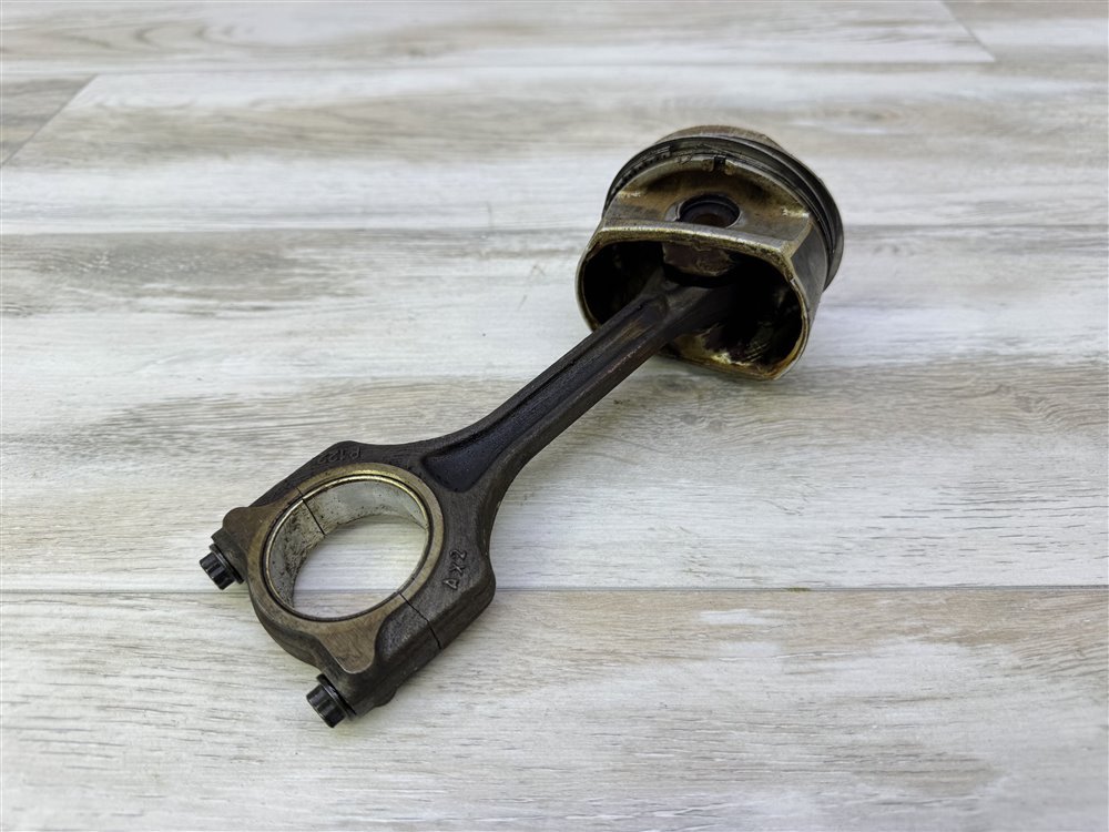 Поршень двигателя, 1000 рублей, Севастополь