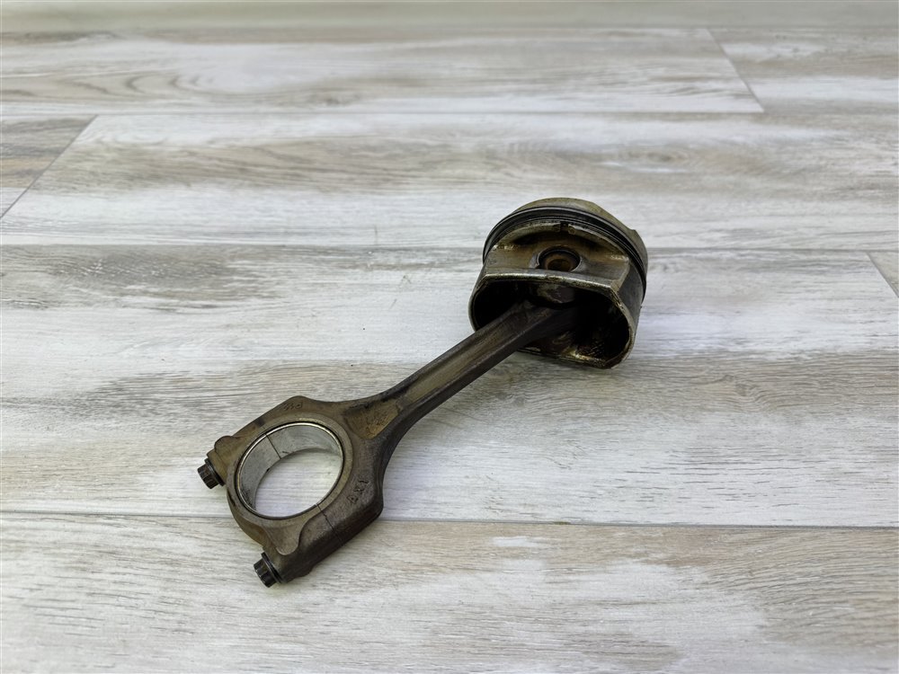 Поршень двигателя, 1000 рублей, Севастополь