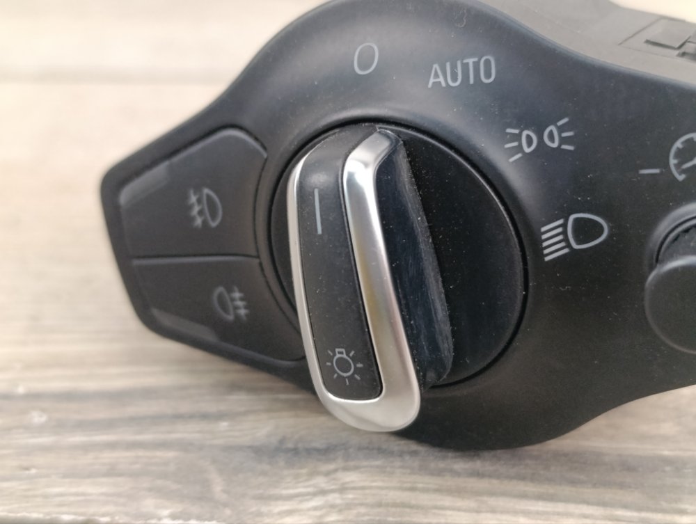 Блок управления светом, 500 рублей, Москва