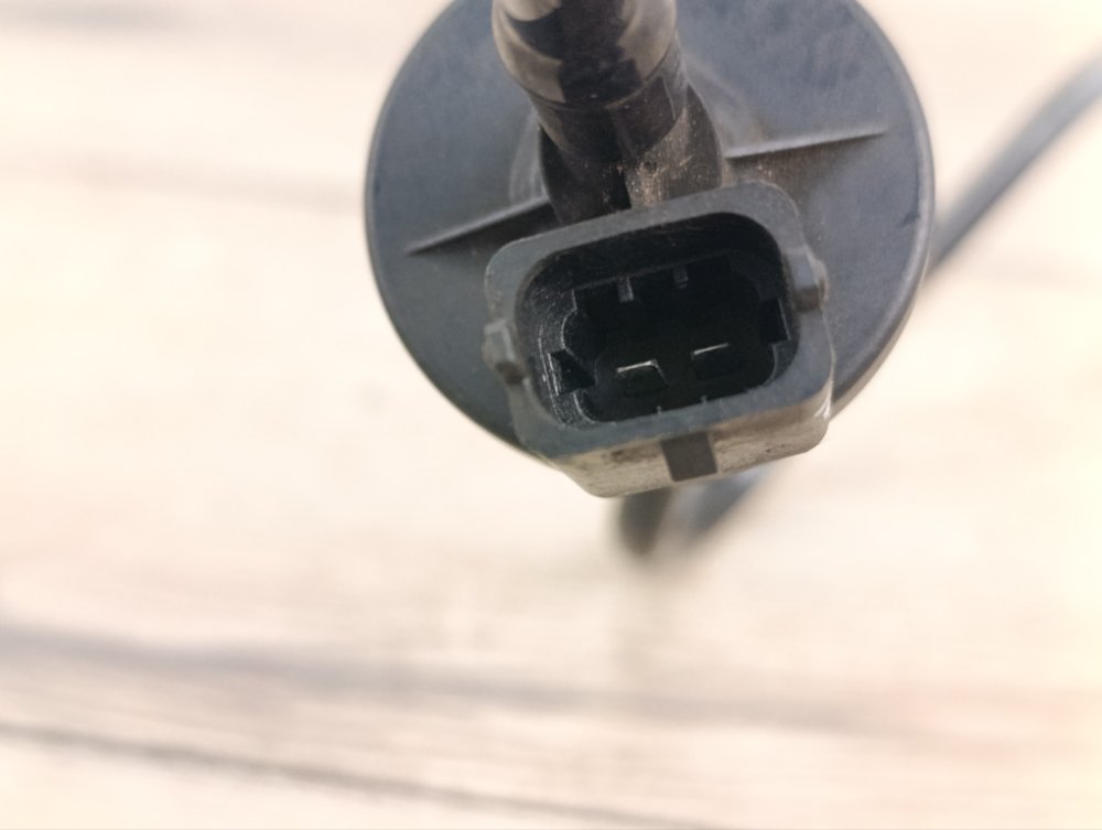 Клапан вентиляции топливного бака, 800 рублей, Москва