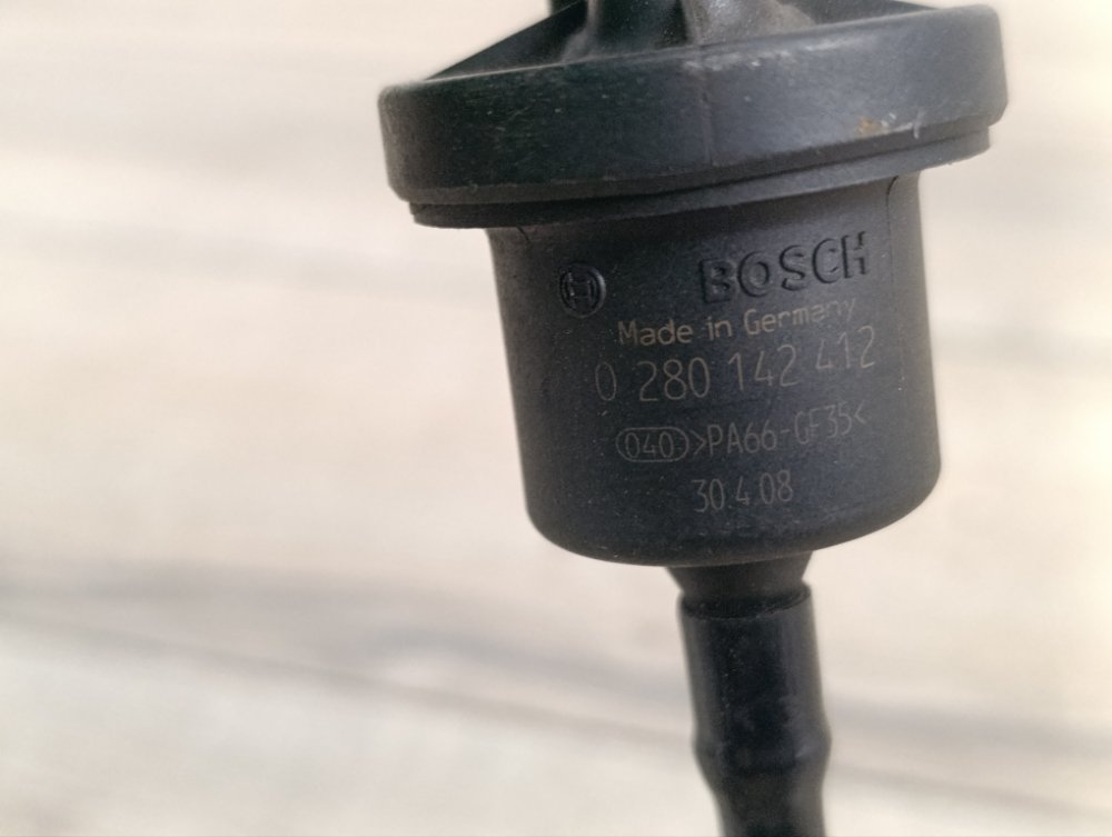 Клапан вентиляции топливного бака, 800 рублей, Москва