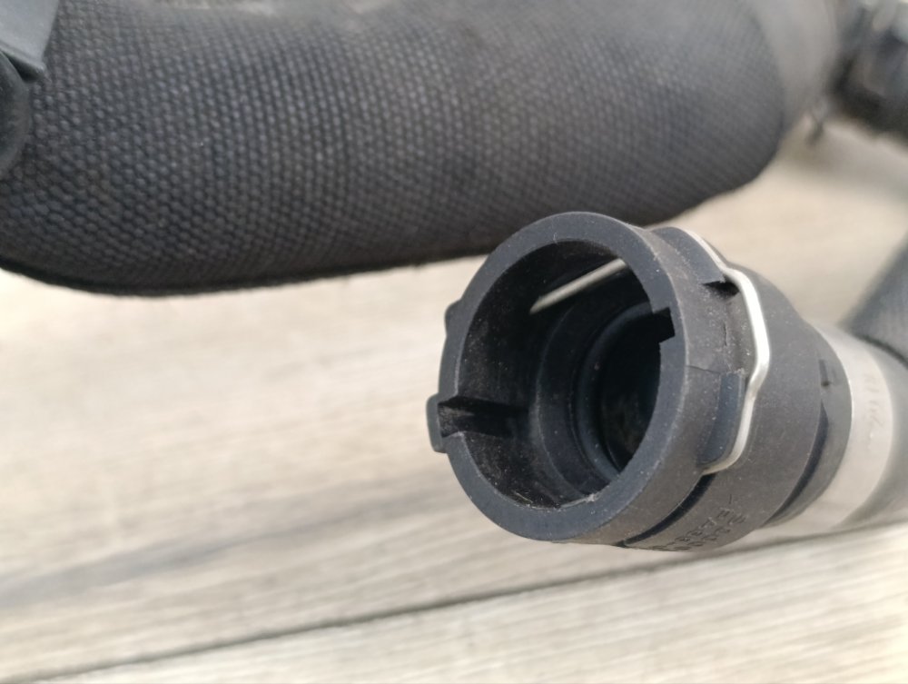 Патрубок системы охлаждения, 1000 рублей, Москва