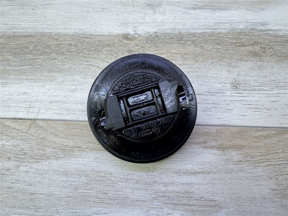 Крышка маслозаливной горловины, 400 рублей, Севастополь