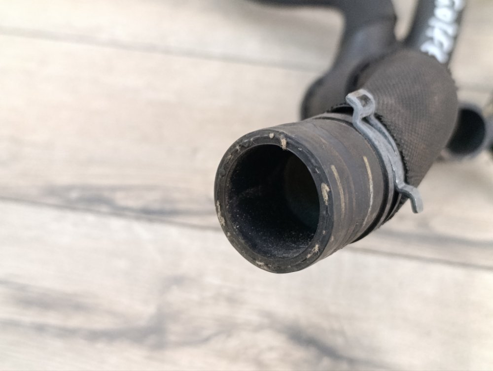 Патрубок системы охлаждения, 1500 рублей, Москва