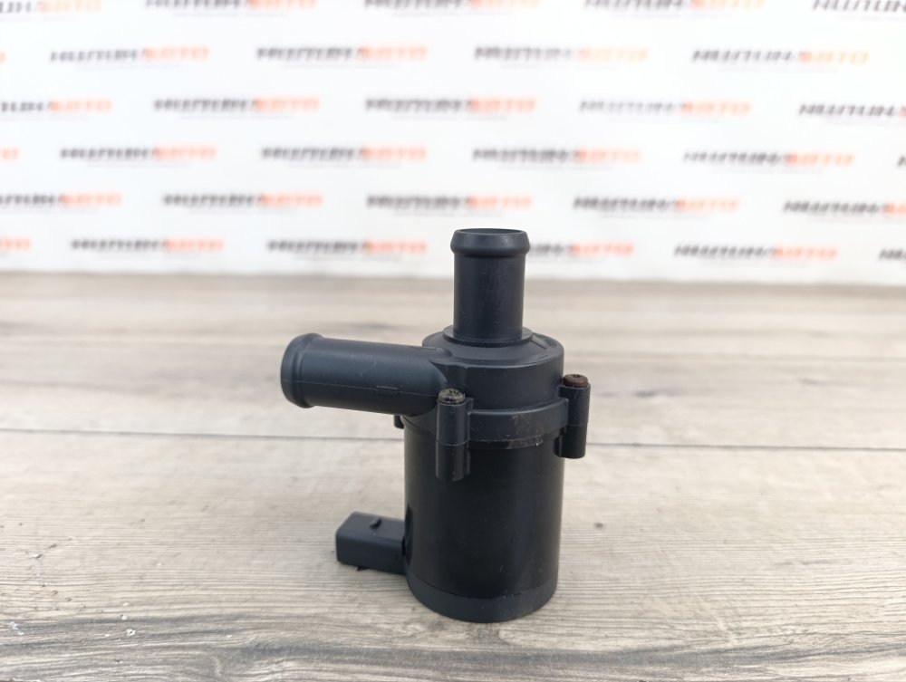 Насос водяной вспомогательный, 2000 рублей, Москва