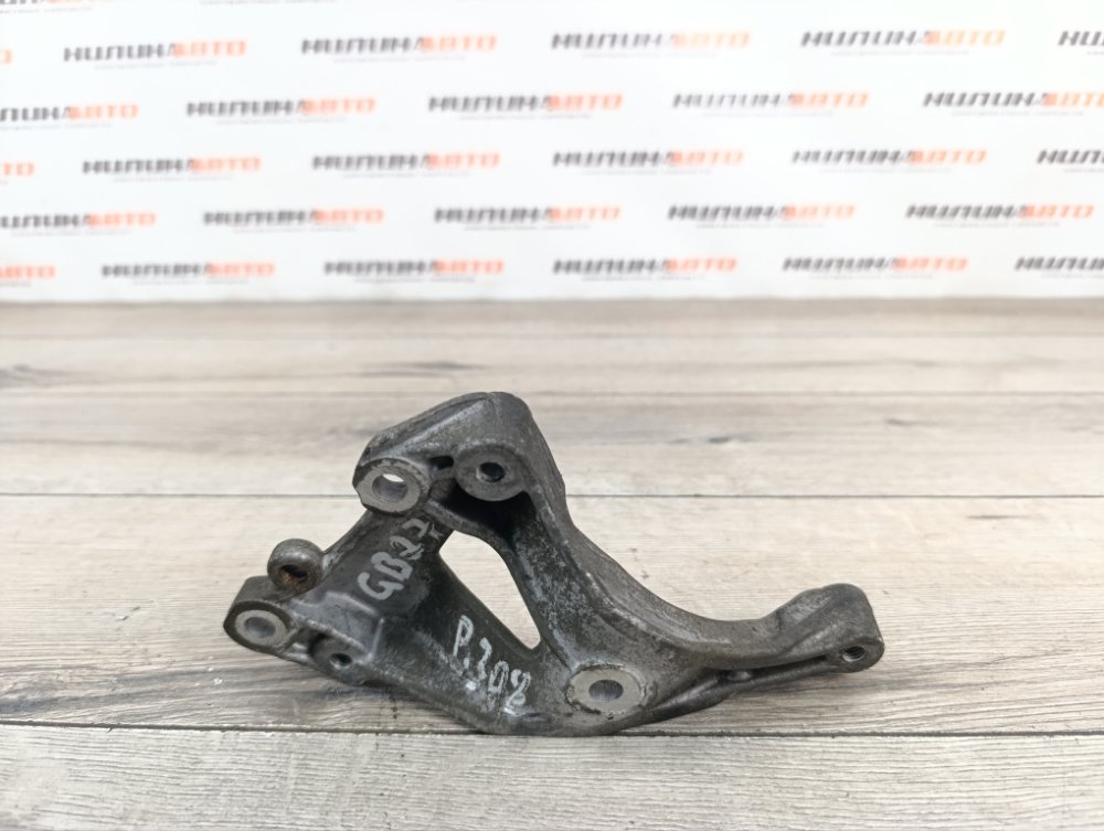 Кронштейн компрессора кондиционера, 500 рублей, Москва