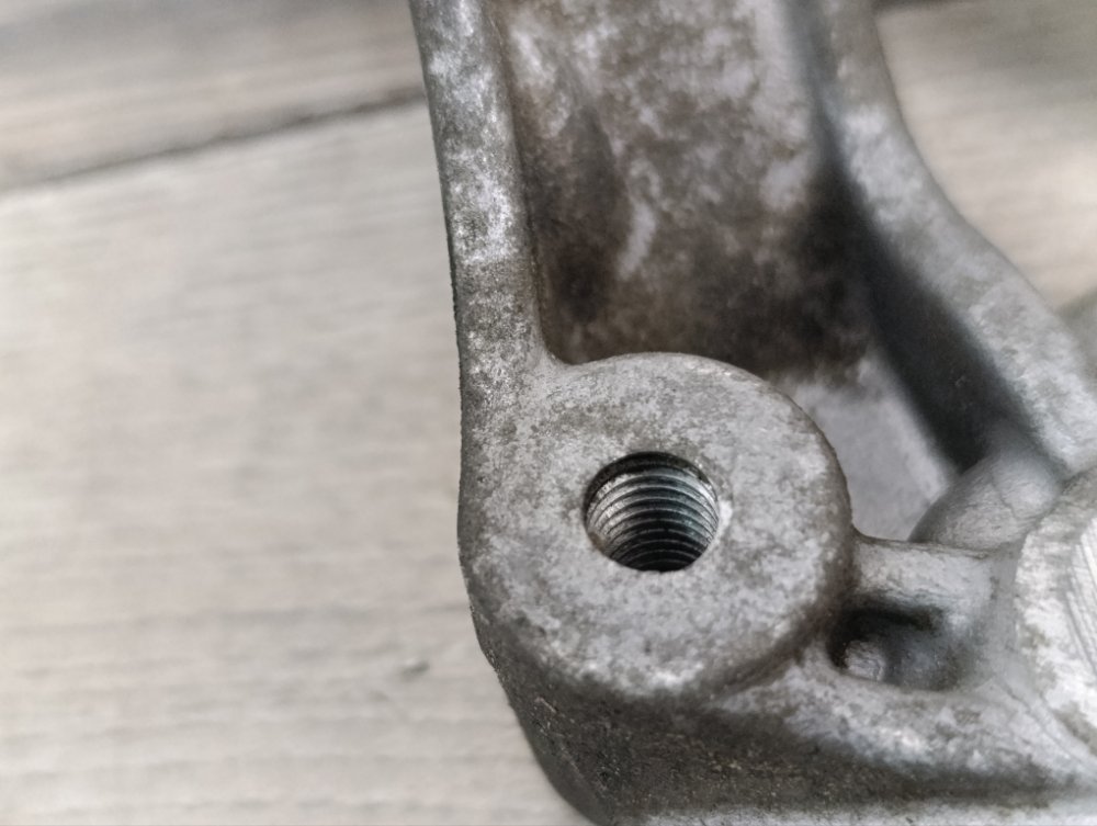 Кронштейн компрессора кондиционера, 500 рублей, Москва