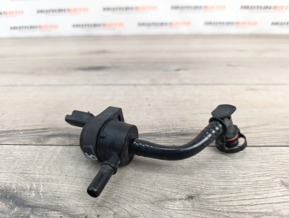 Клапан вентиляции топливного бака, 700 рублей, Москва