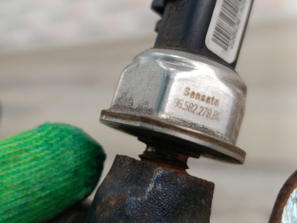 Рампа топливная, 1000 рублей, Москва